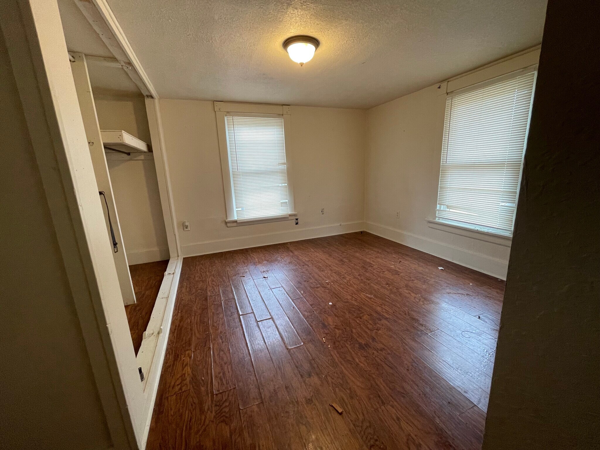 Master bedroom - 419 Houston St