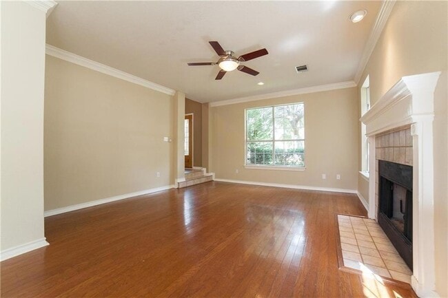 Building Photo - 1701 Idle Hour Cove