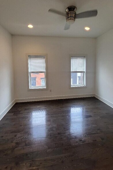 Building Photo - 1728 N Stillman St