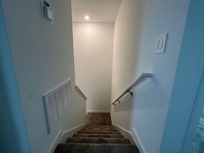 Building Photo - Townhome in Bridgewalk