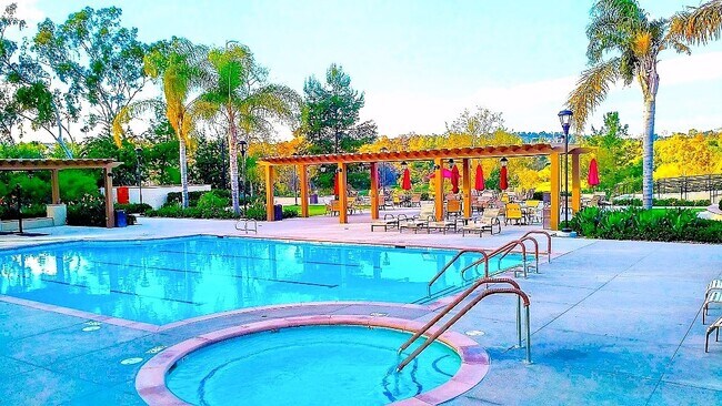 Building Photo - 28506 Barbosa