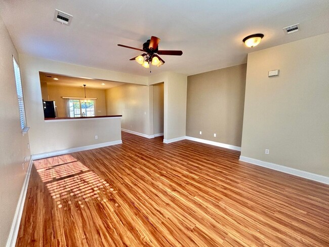 Building Photo - Charming 2 Bedroom in Tanner Plantation