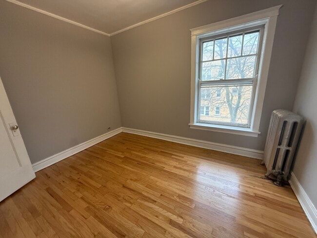 Building Photo - 4501 N Troy St