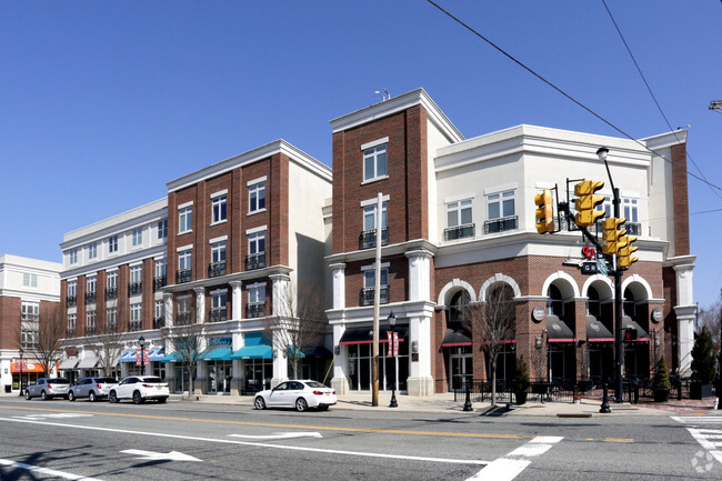 Primary Photo - The Lofts at Town Center