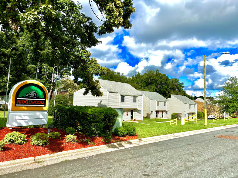 Primary Photo - Ridgewood Apartments