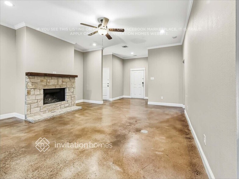 Building Photo - 2029 Bay Laurel Dr