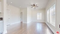 Building Photo - 334 Heliotrope Dr