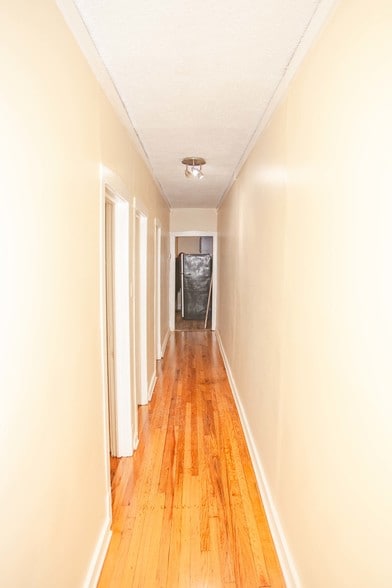 Building Photo - 5301 W Jackson Blvd