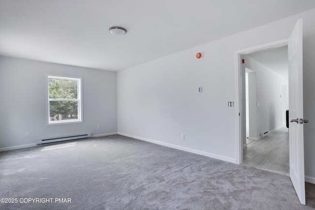 Building Photo - 458 Country Pl Dr
