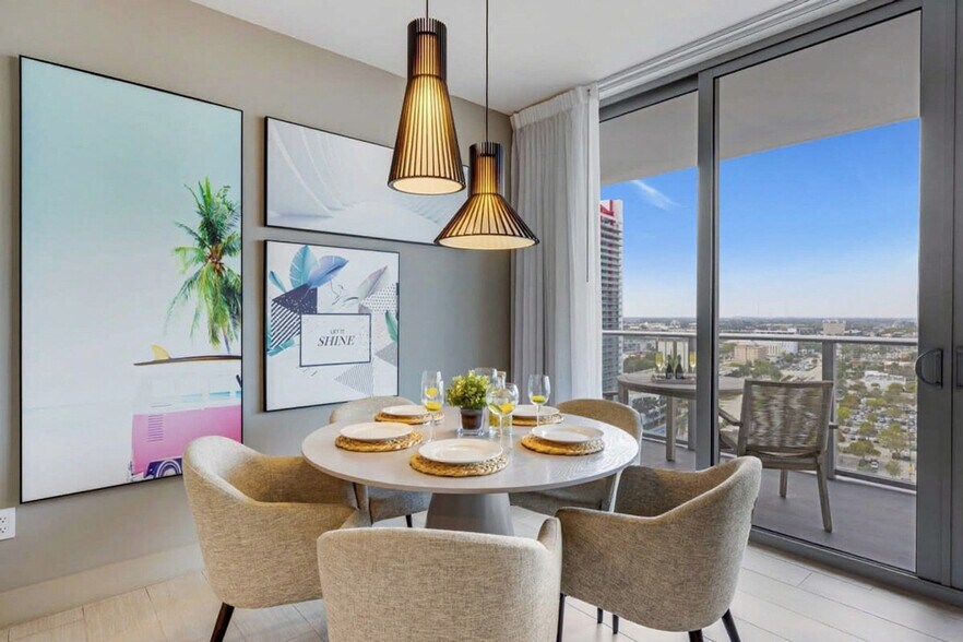 Building Photo - 4112 Jimmy Buffett Mem Hwy