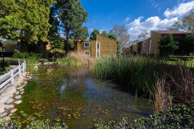 Building Photo - Move in Special: Spacious Downstairs Unit 3BR/2BA - 1/2 off FIRST Month Rent.