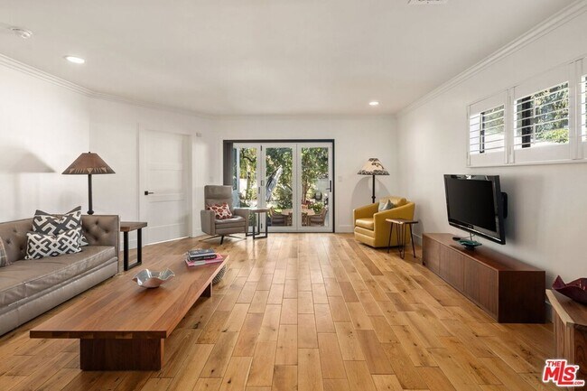 Building Photo - 6521 W 81st St