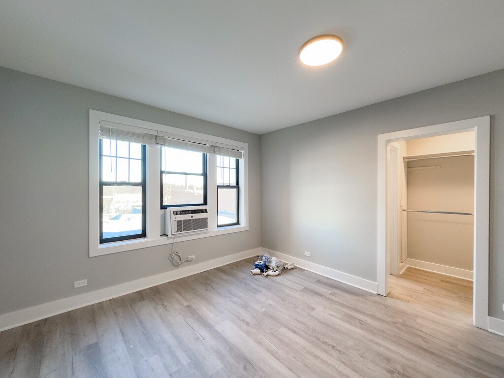 Building Photo - 369 Hazel Ave