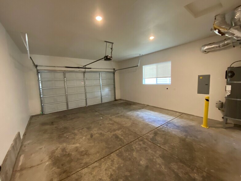 Building Photo - 17517 29th Ave E