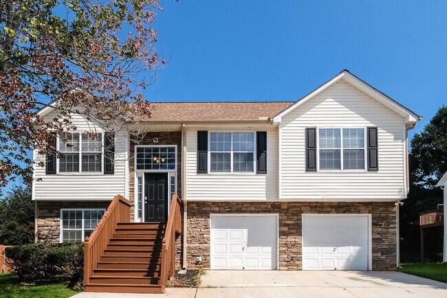 Building Photo - 430 Summer Hill Cir
