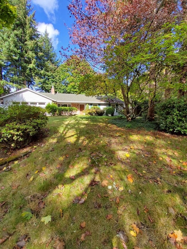 Building Photo - Great Home Near Hiteon Elementary