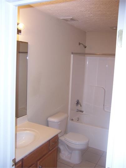 Building Photo - 108 Roger Lane