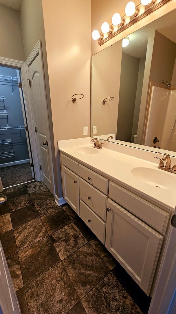 Building Photo - 2 Bedroom 2.5 BA in Carolina Forest