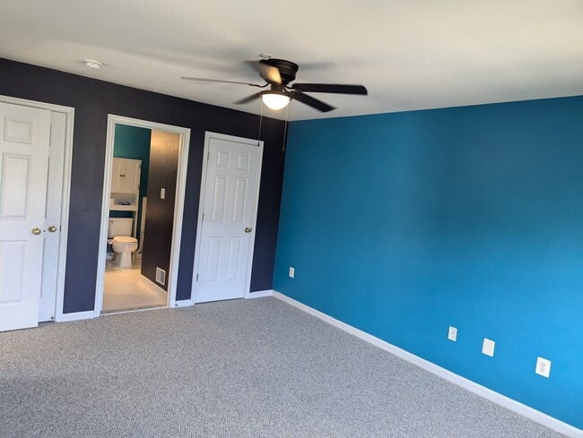 Building Photo - 2052 Astilbe Way