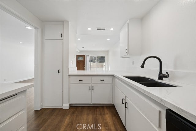 Building Photo - 7892 Nomad Cir