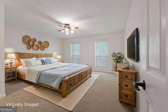 Building Photo - 127 Circle H Dr