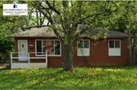 Building Photo - 6134 Detroit St