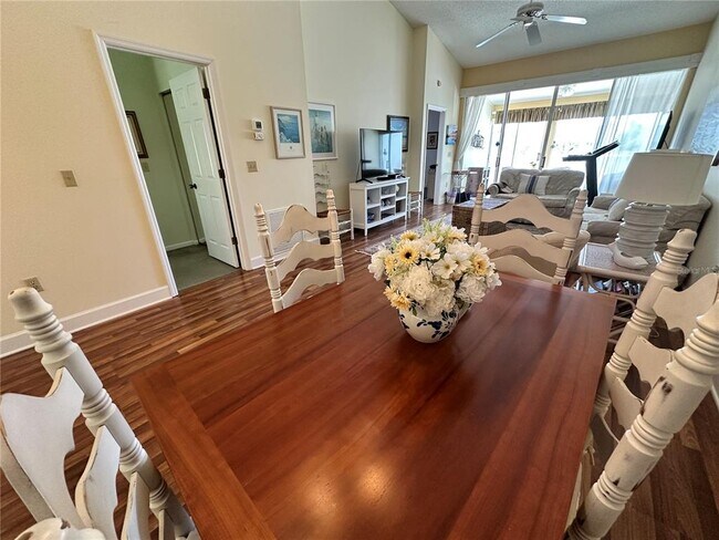 Building Photo - 1207 Spoonbill Landings Cir