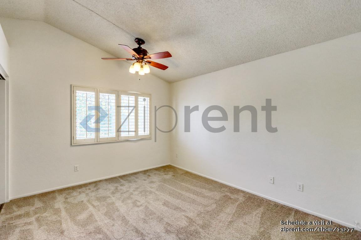 Building Photo - 116 Plymouth Way