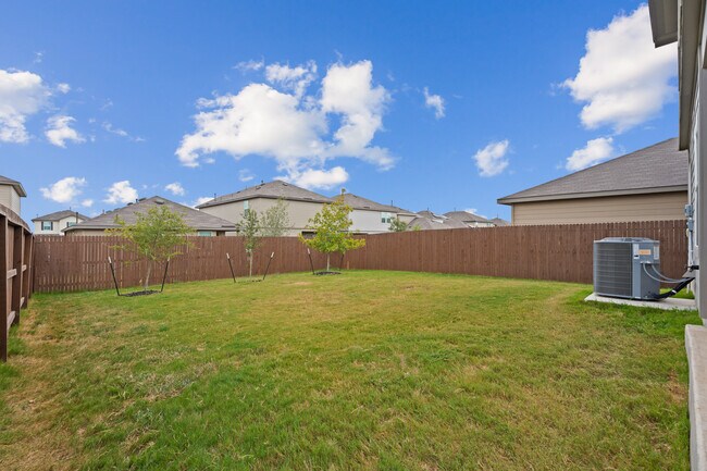 Building Photo - 4534 Bontebok Dr