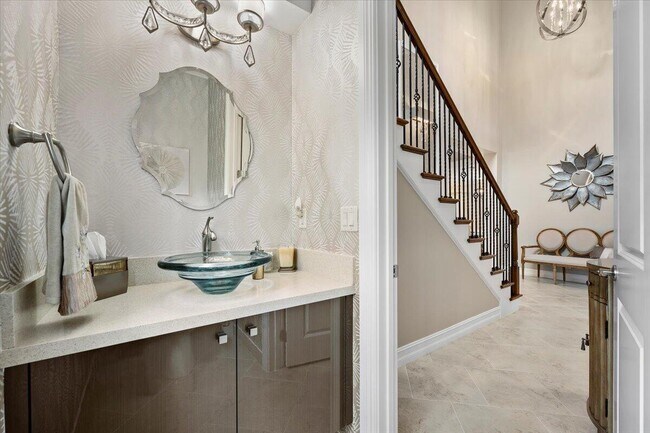 Building Photo - 208 Lucia Ct