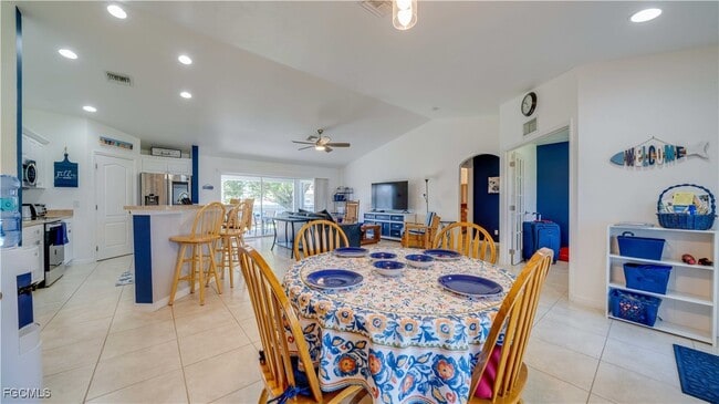 Building Photo - 3322 NW 5th Terrace