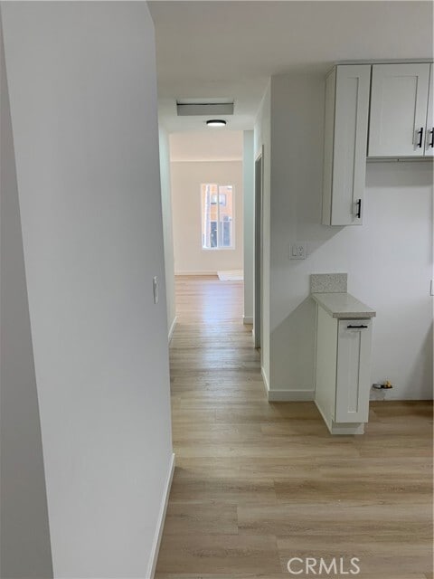 Building Photo - 1211 W 40th Pl