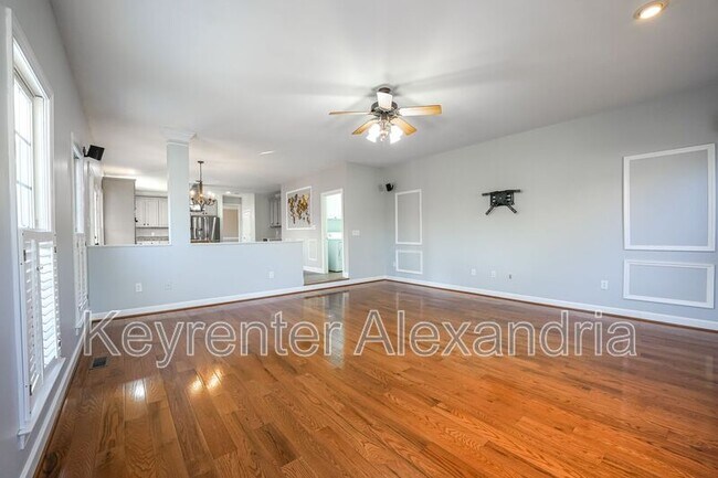 Building Photo - 13568 Heritage Farms Dr