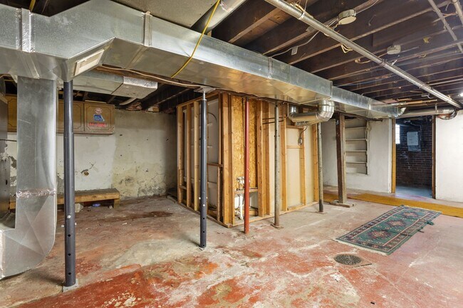 Building Photo - 542 2nd St
