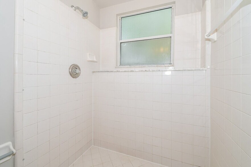 Building Photo - 1348 High Plains Dr S