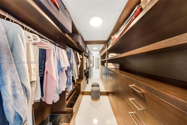 Building Photo - 2821 N Ocean Blvd