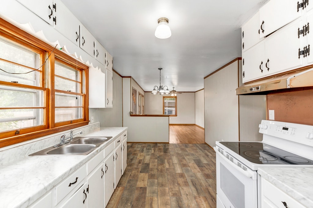 Building Photo - 3912 Hillcrest Ct SW