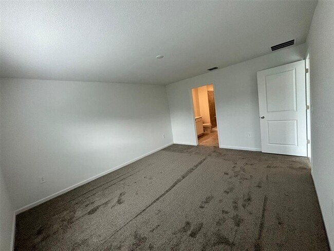 Building Photo - 655 Daring Dr
