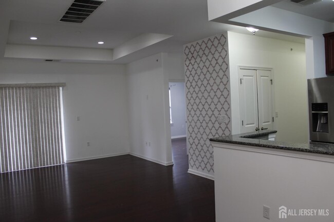 Building Photo - 446 Micali Way