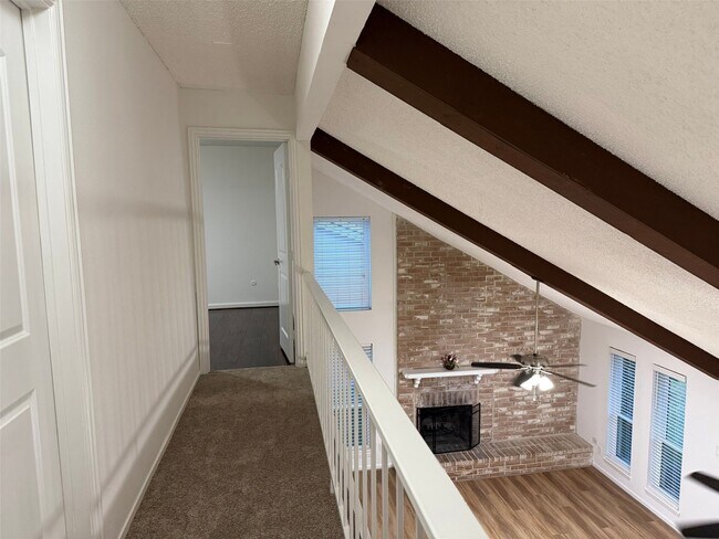 Building Photo - 9626 Magnolia Ridge Dr