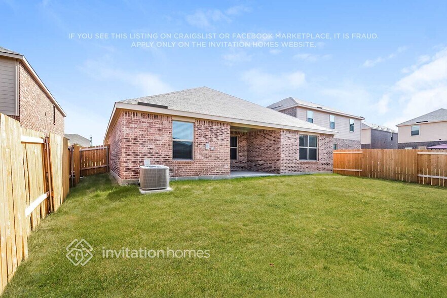 Building Photo - 141 Magnolia Dr