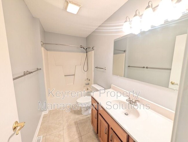 Building Photo - 500 Winchester Ave