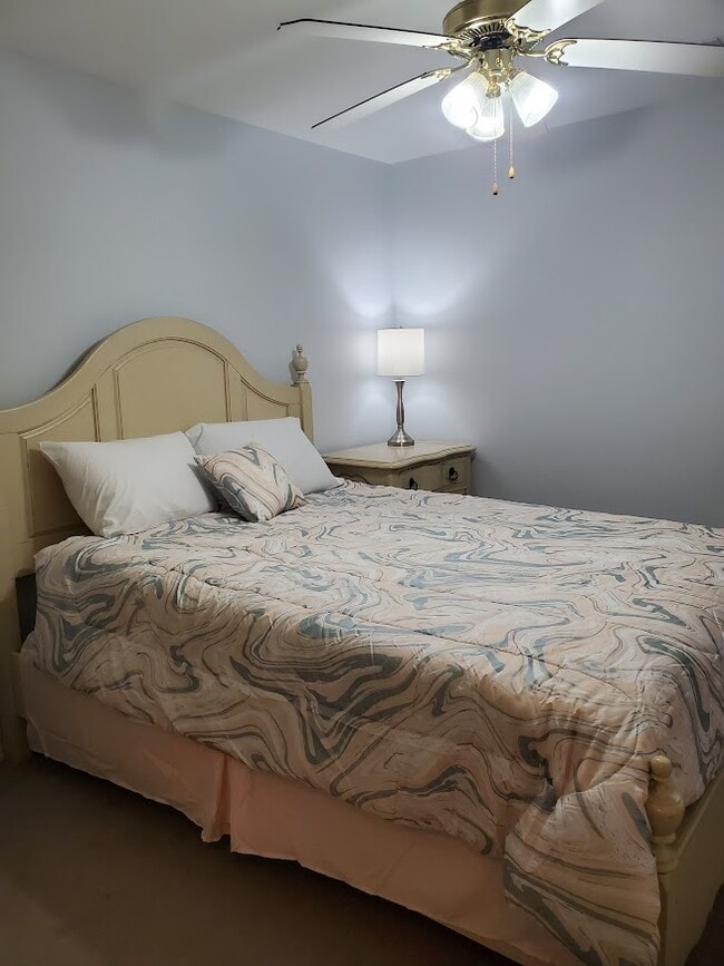 Building Photo - 4102 SW Chapelstone Ave