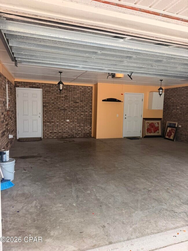 Building Photo - 332 Harvard Blvd