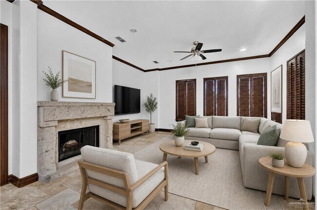 Building Photo - 3101 Santa Rita St