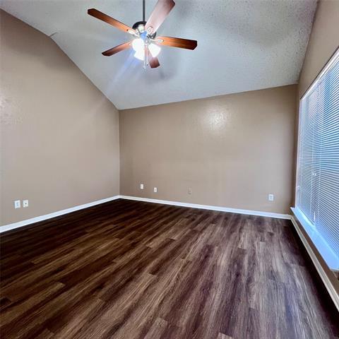 Building Photo - 205 Sunset Dr
