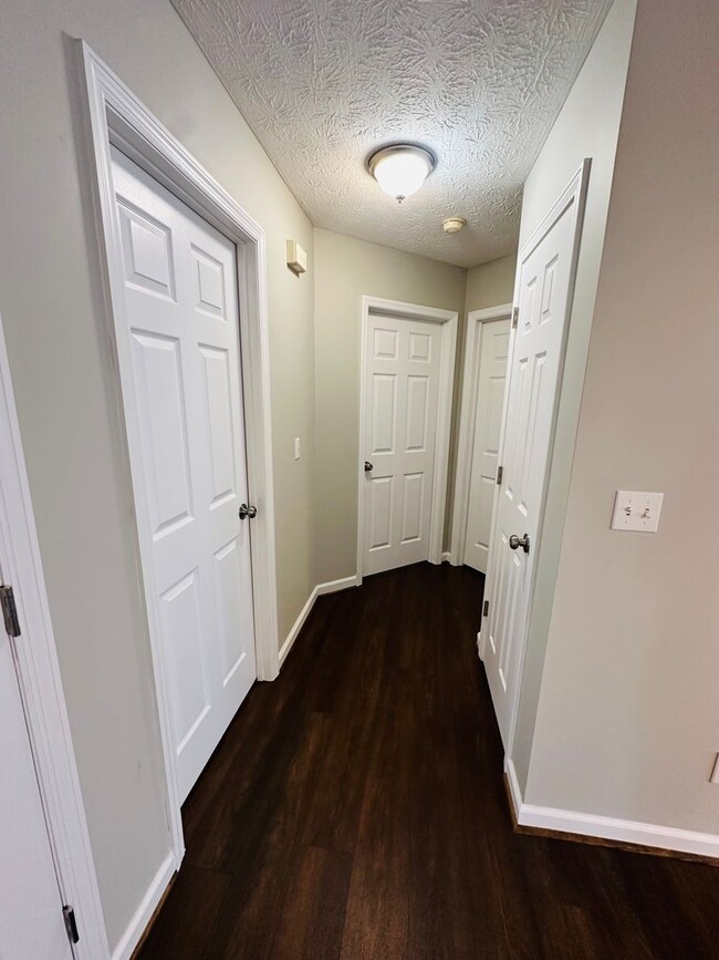 Building Photo - 2102 Harrell Dr