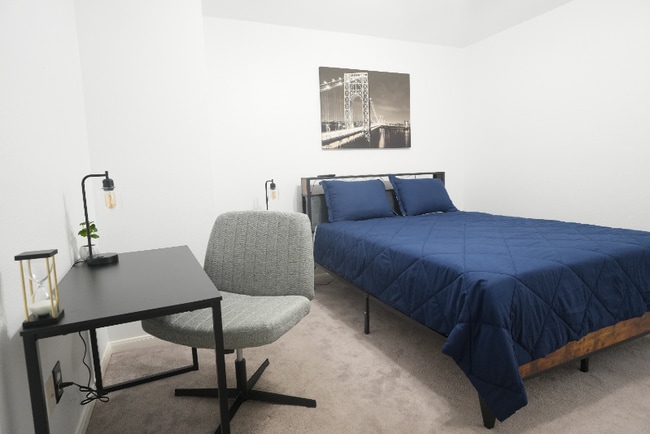 Building Photo - 1500 Mexican Heather Ct