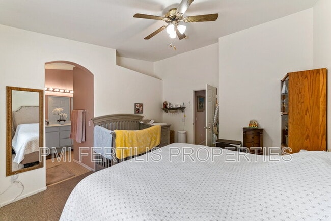 Building Photo - 7215 New Mexico Ct