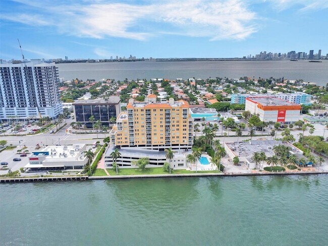 Building Photo - 1625 John F Kennedy Causeway